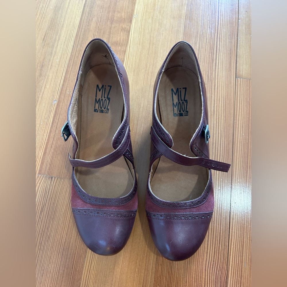 Miz Mooz Women's Franki Shoes in Wine. Never Worn - Picture 2 of 3